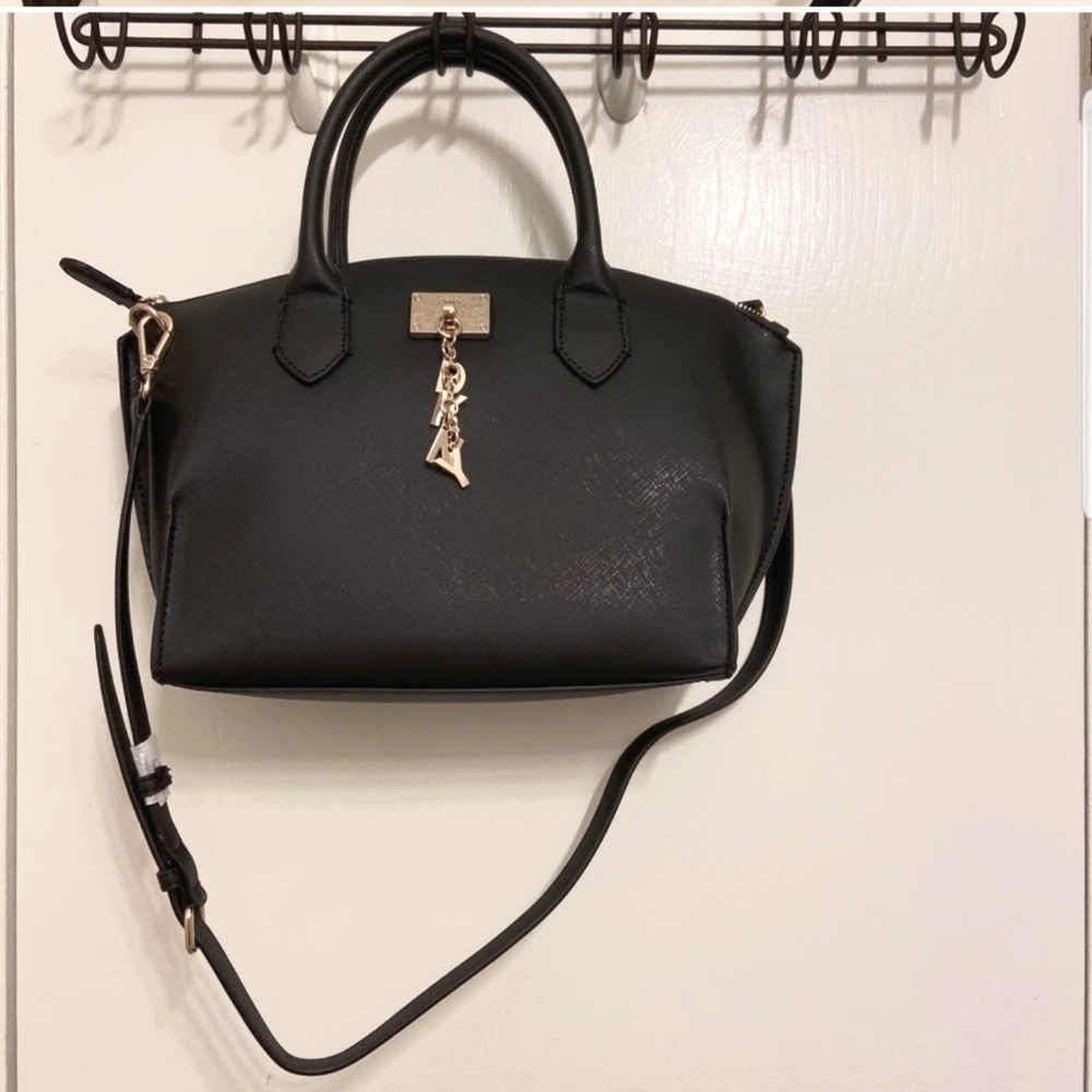 DKNY CLEO JET BLACK XBODY